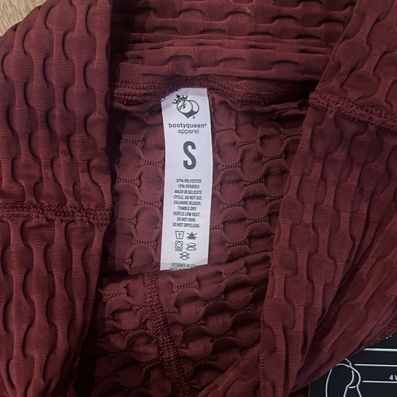 NWT BootyQueen Maroon Scrunch Leggings - Picture 3 of 4